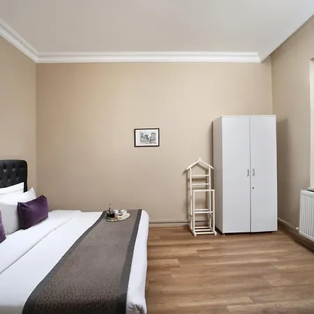 Lägenhet Meroddi Galata Flats
