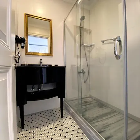 Meroddi Galata Flats Apartment Istanbul