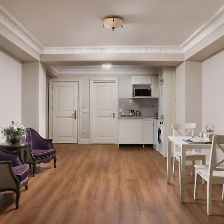Meroddi Galata Flats