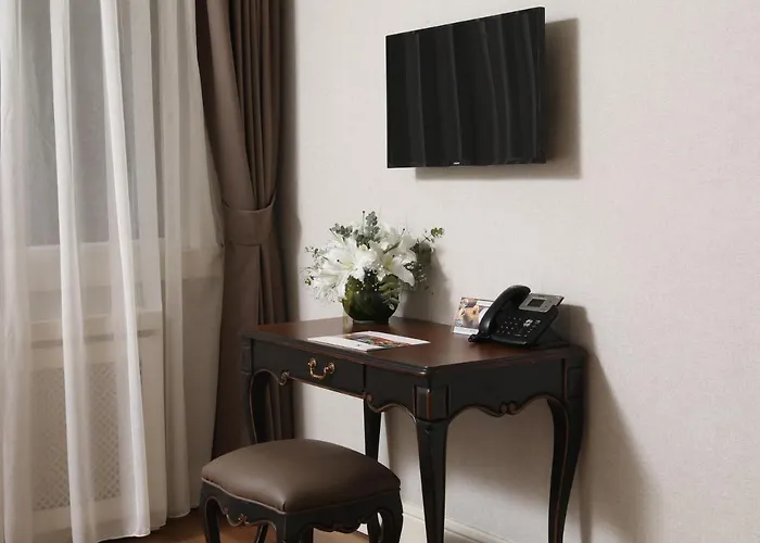 Meroddi Galata Flats