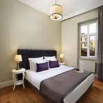 Meroddi Galata Flats Daire